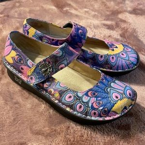 Algeria PRO Feathers Paloma Nursing Shoes